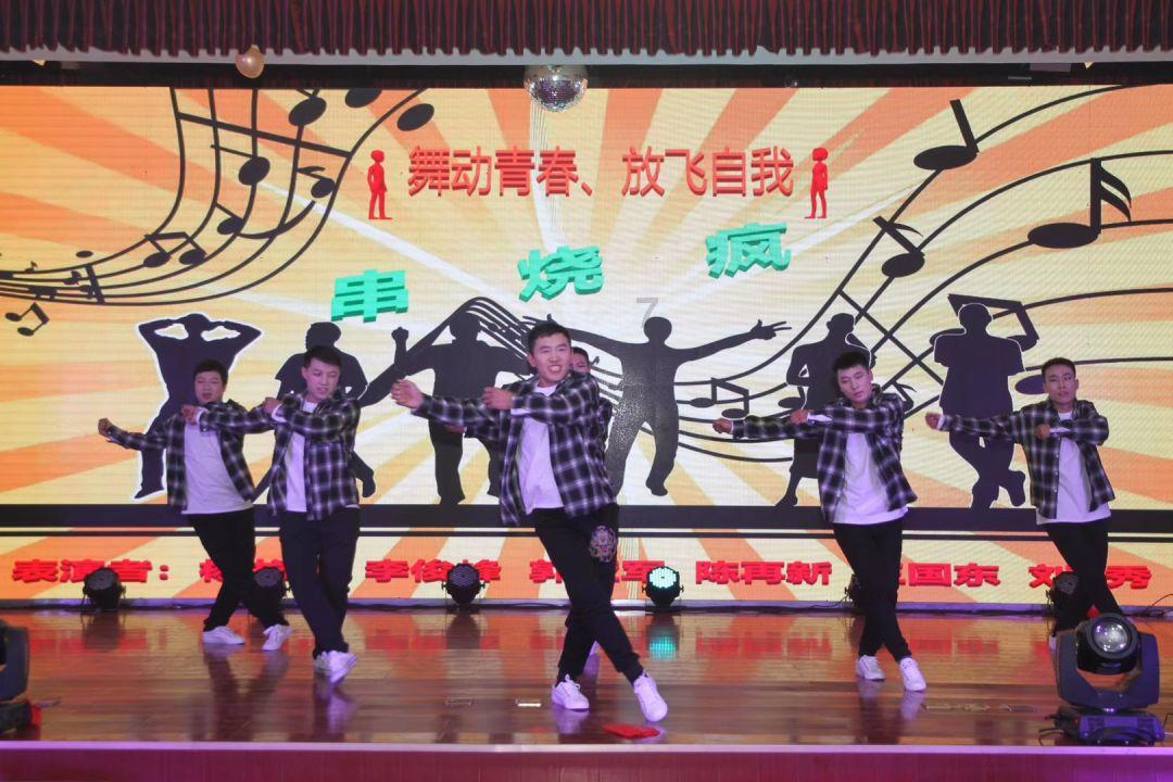 “台独”报应来了,蔡英文要被清算?沉默7天后,侯友宜终于发声